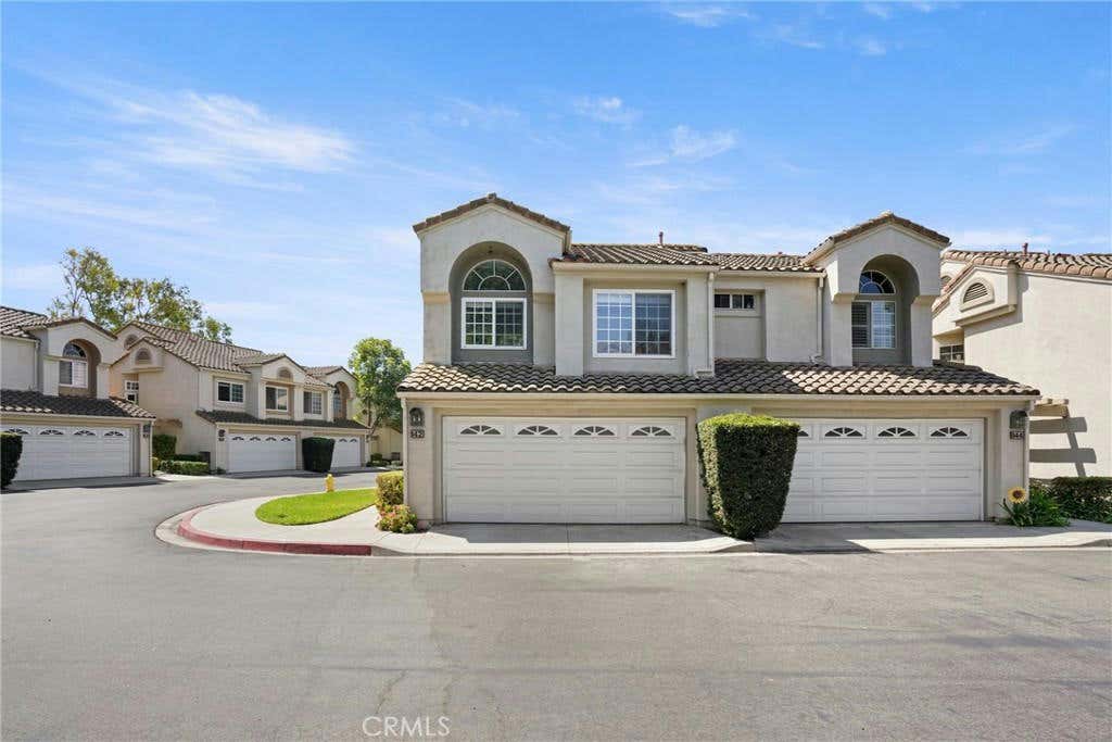 142 AGOSTINO, IRVINE, CA 92614, photo 1 of 50