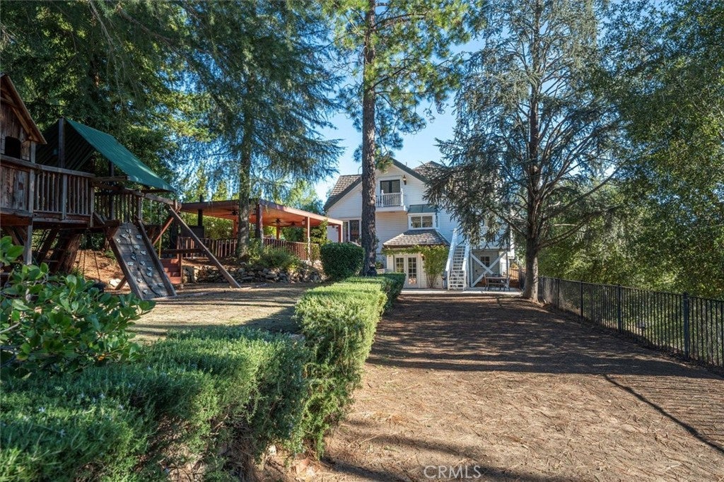 Agoura Hills, California, 91301, United States, 4 Bedrooms Bedrooms, ,5 BathroomsBathrooms,Residential,Active,1966025