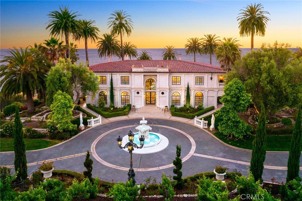 Rancho Palos Verdes, California, 90275, United States, 5 Bedrooms Bedrooms, ,9 BathroomsBathrooms,Residential,Active,1904146
