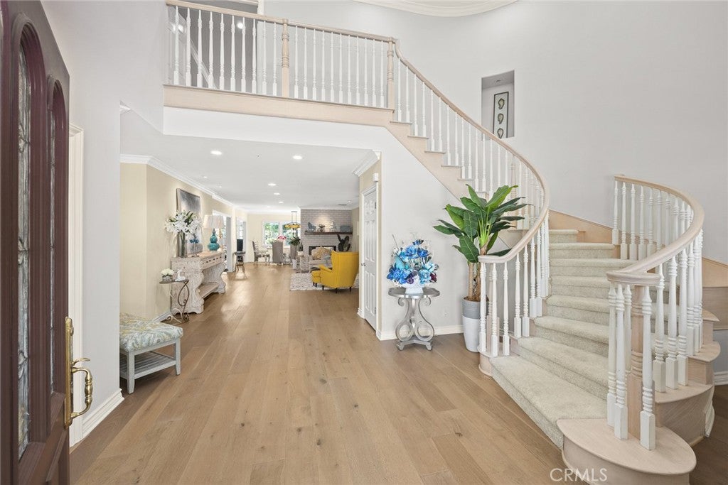 Arcadia, California, 91006, United States, 6 Bedrooms Bedrooms, ,6 BathroomsBathrooms,Residential,Active,1986863