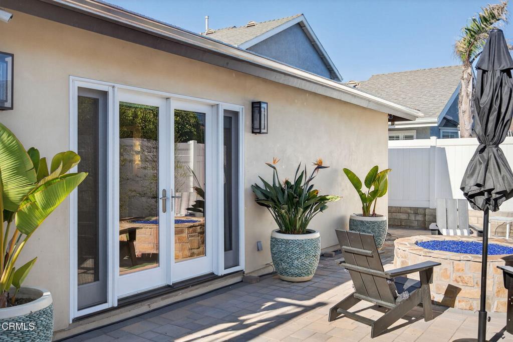Oxnard, California, 93035, United States, 2 Bedrooms Bedrooms, ,2 BathroomsBathrooms,Residential,Active,1927655