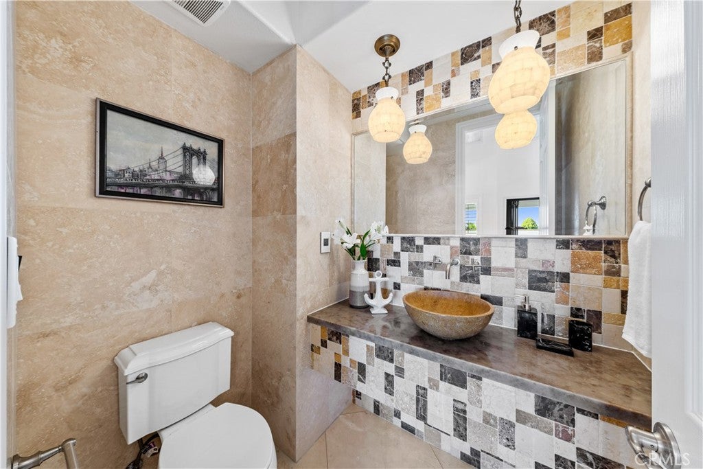 Yorba Linda, California, 92886, United States, 6 Bedrooms Bedrooms, ,7 BathroomsBathrooms,Residential,Active,1985877