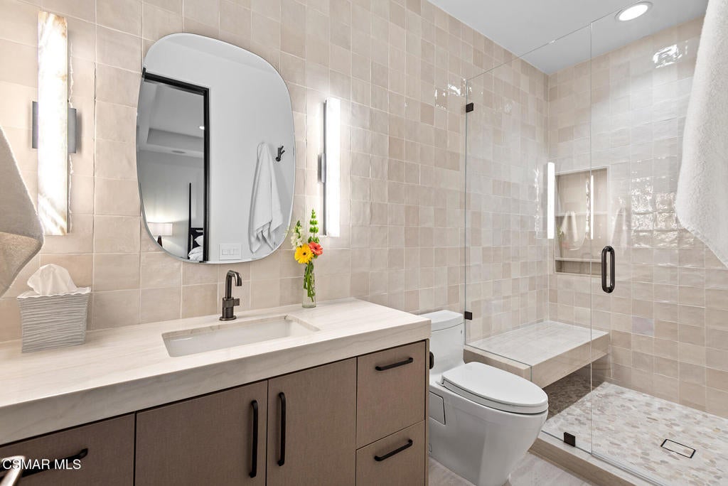 Westlake Village, California, 91362, United States, ,7 BathroomsBathrooms,Residential,Active,1824013