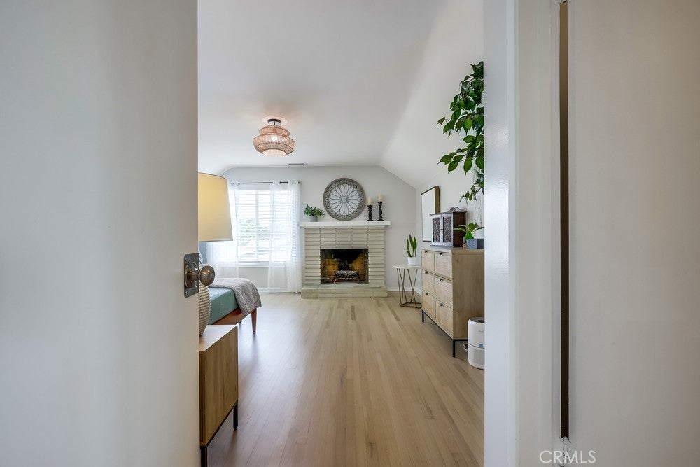 Garden Grove, California, 92845, United States, 5 Bedrooms Bedrooms, ,2 BathroomsBathrooms,Residential,Active,1927673