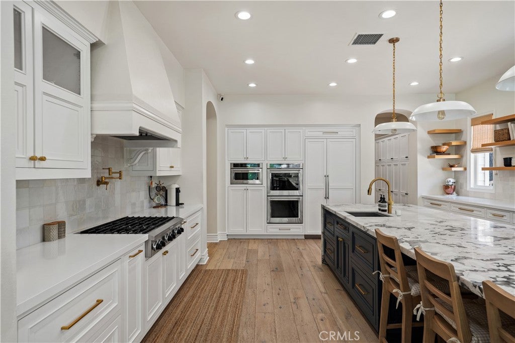 Canyon Country, California, 91387, United States, 4 Bedrooms Bedrooms, ,5 BathroomsBathrooms,Residential,Active,1829894