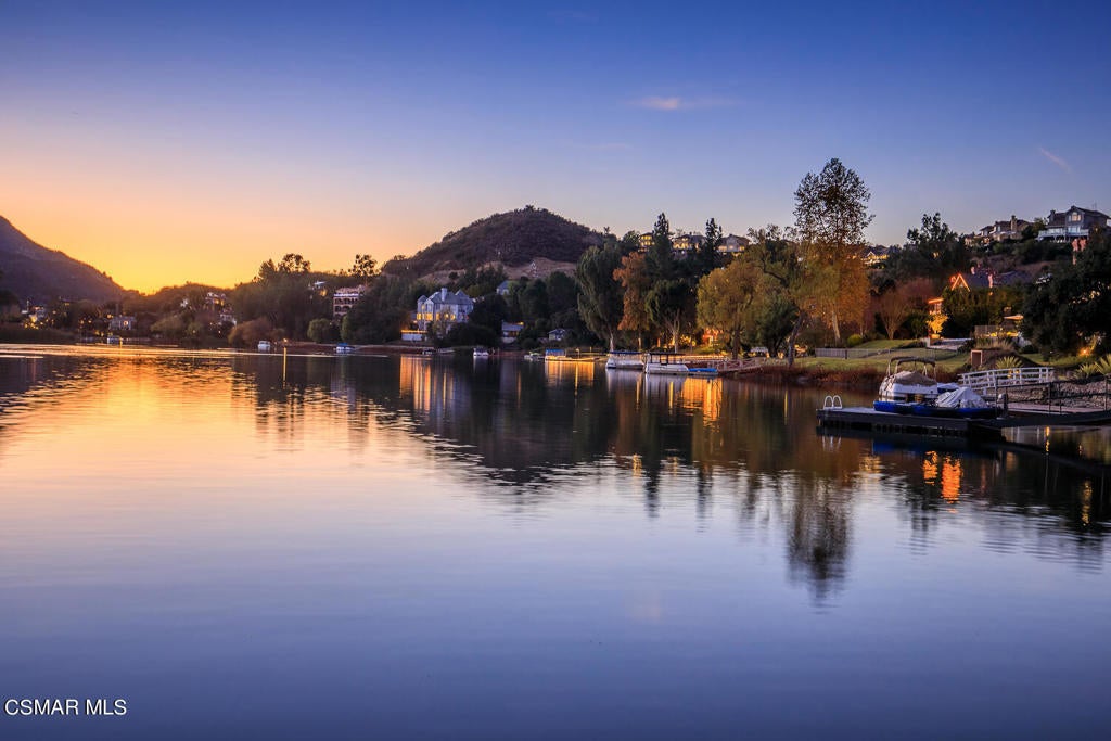 Lake Sherwood, California, 91361, United States, ,4 BathroomsBathrooms,Residential,Active,1820410