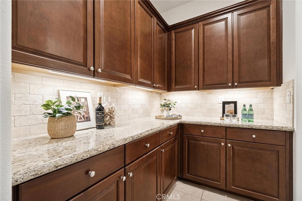 Canyon Country, California, 91387, United States, 3 Bedrooms Bedrooms, ,4 BathroomsBathrooms,Residential,Active,2015235