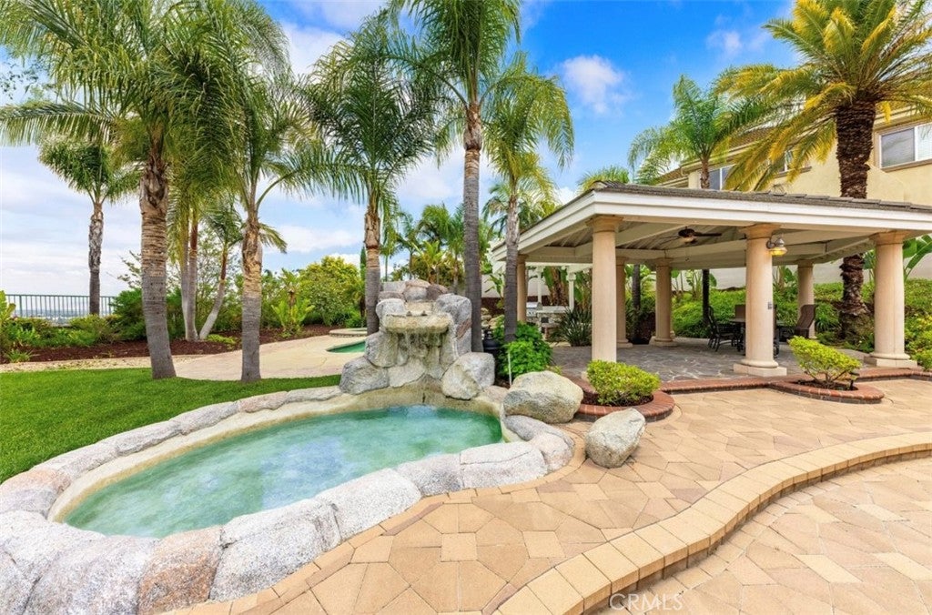 Chino Hills, California, 91709, United States, 5 Bedrooms Bedrooms, ,6 BathroomsBathrooms,Residential,Active,1986872