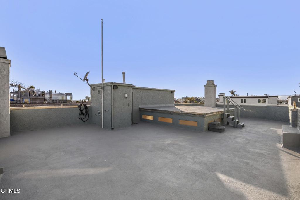 Oxnard, California, 93035, United States, ,3 BathroomsBathrooms,Residential,Active,1894775