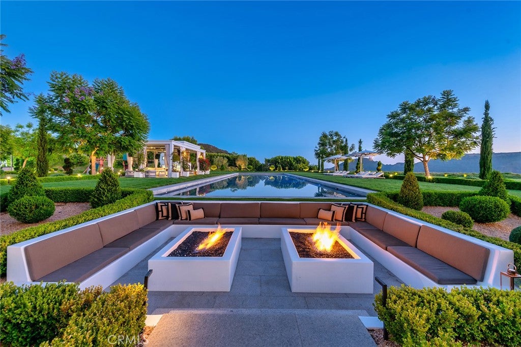 Los Angeles, California, 90077, United States, 8 Bedrooms Bedrooms, ,12 BathroomsBathrooms,Residential,Active,1905105
