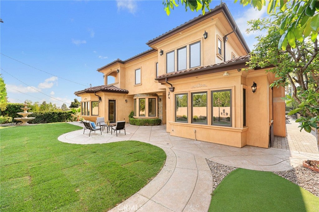 Arcadia, California, 91006, United States, 4 Bedrooms Bedrooms, ,5 BathroomsBathrooms,Residential,Active,1904748