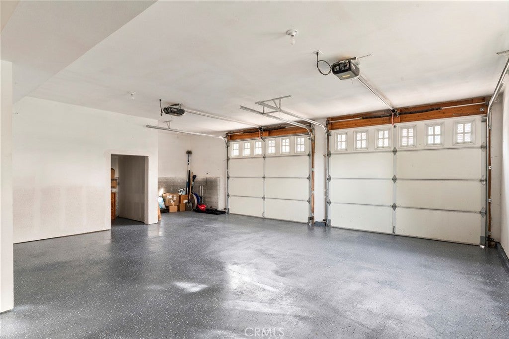 Lake Arrowhead, California, 92352, United States, 4 Bedrooms Bedrooms, ,4 BathroomsBathrooms,Residential,Active,2007295