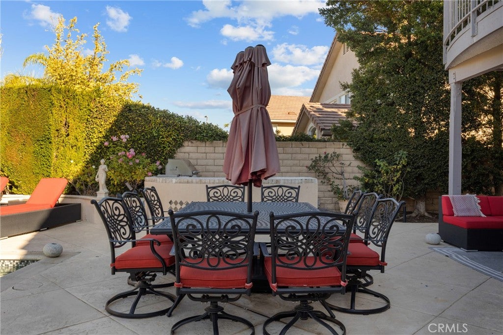 Porter Ranch, California, 91326, United States, 4 Bedrooms Bedrooms, ,4 BathroomsBathrooms,Residential,Active,1989767