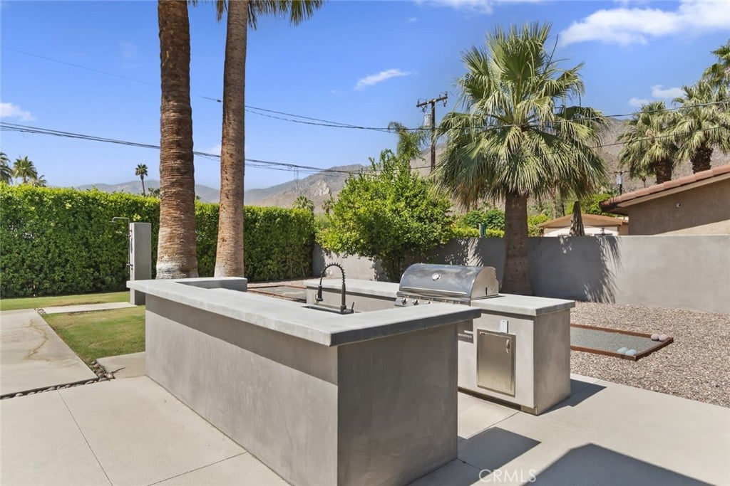 Palm Springs, California, 92264, United States, 4 Bedrooms Bedrooms, ,5 BathroomsBathrooms,Residential,Active,1999334