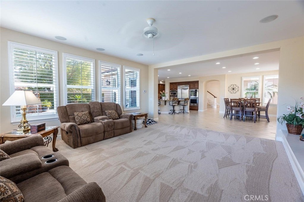 Canyon Country, California, 91387, United States, 5 Bedrooms Bedrooms, ,6 BathroomsBathrooms,Residential,Active,1914828