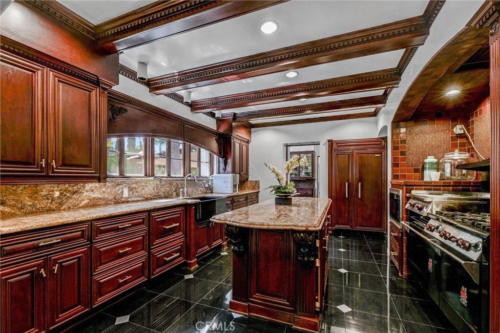 San Marino, California, 91108, United States, ,7 BathroomsBathrooms,Residential,Active,1765079