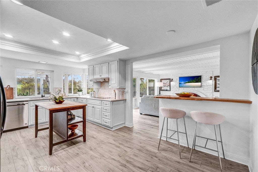 Mission Viejo, California, 92691, United States, 5 Bedrooms Bedrooms, ,3 BathroomsBathrooms,Residential,Active,1986876