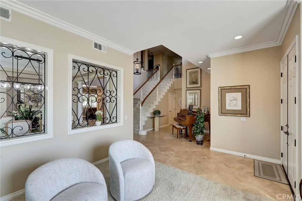 Murrieta, California, 92562, United States, 6 Bedrooms Bedrooms, ,5 BathroomsBathrooms,Residential,Active,1914833