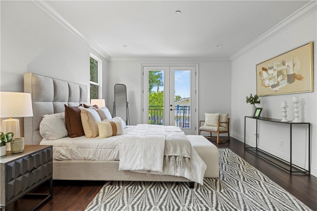 Encino, California, 91436, United States, 7 Bedrooms Bedrooms, ,7 BathroomsBathrooms,Residential,Active,1922652