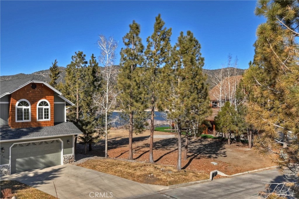 Big Bear Lake, California, 92315, United States, 5 Bedrooms Bedrooms, ,6 BathroomsBathrooms,Residential,Active,1988470