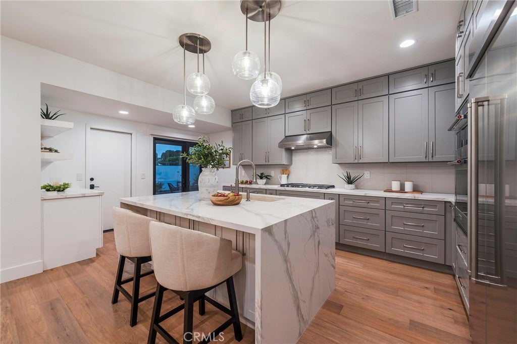 Corona Del Mar, California, 92625, United States, 3 Bedrooms Bedrooms, ,2 BathroomsBathrooms,Residential,Active,1863288