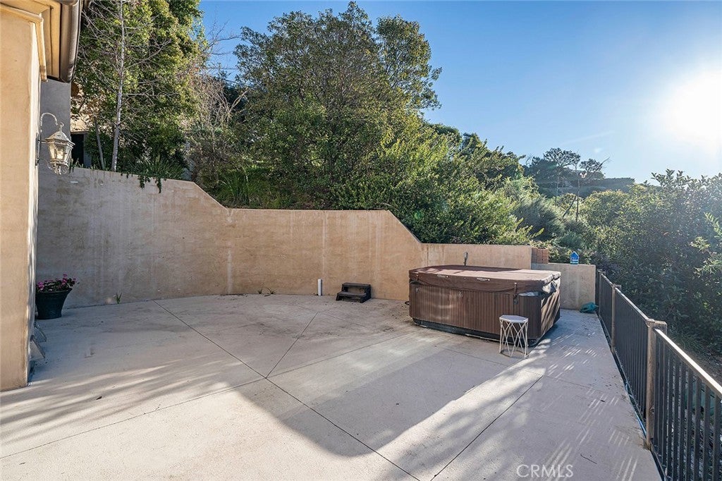 La Canada Flintridge, California, 91011, United States, 4 Bedrooms Bedrooms, ,5 BathroomsBathrooms,Residential,Active,2014608