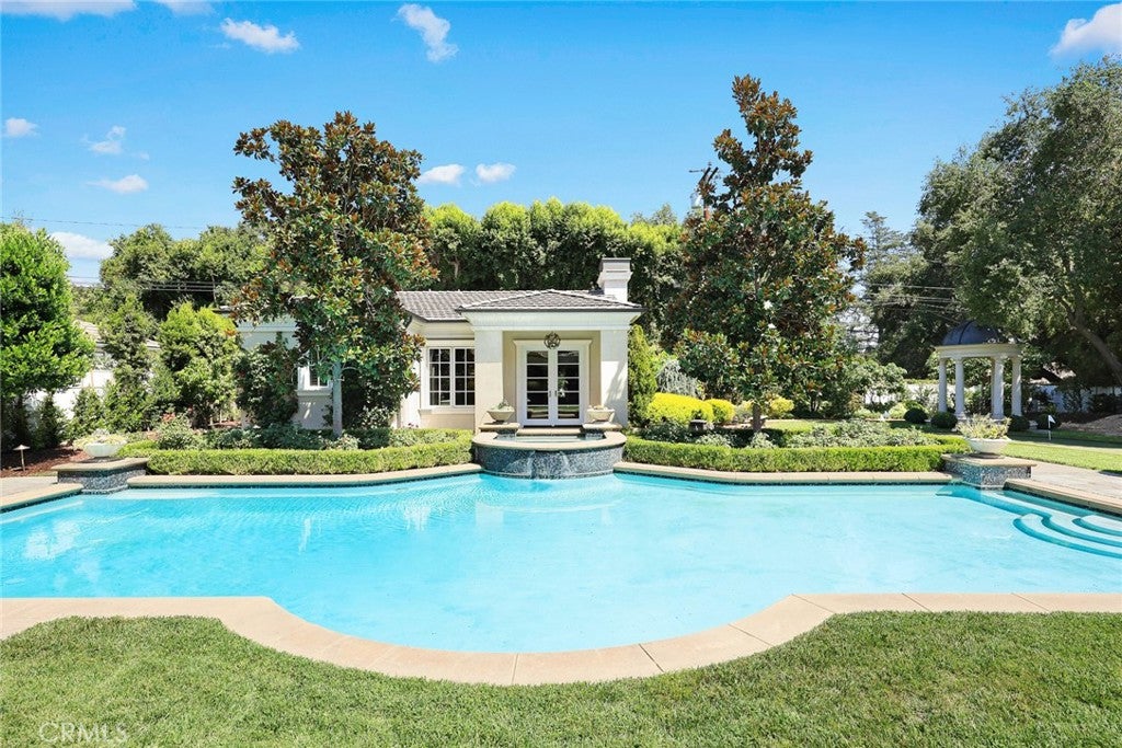 Arcadia, California, 91006, United States, 6 Bedrooms Bedrooms, ,8 BathroomsBathrooms,Residential,Active,1933891
