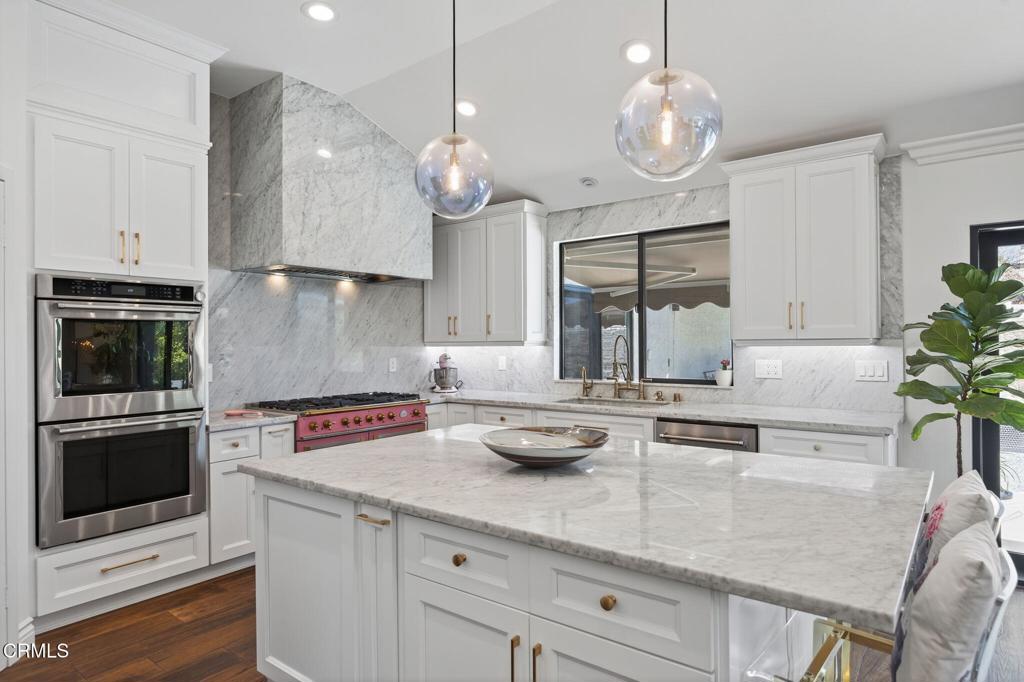 Camarillo, California, 93010, United States, 5 Bedrooms Bedrooms, ,5 BathroomsBathrooms,Residential,Active,1914579