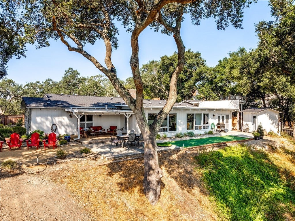 Atascadero, California, 93422, United States, 4 Bedrooms Bedrooms, ,2 BathroomsBathrooms,Residential,Active,1913985