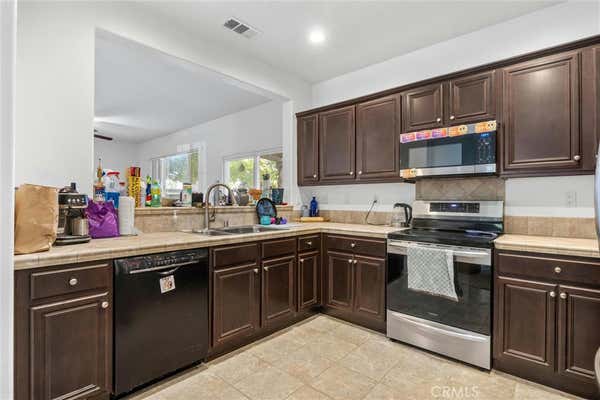 5500 WOODARD RIDGE DR, BAKERSFIELD, CA 93313 - Image 1