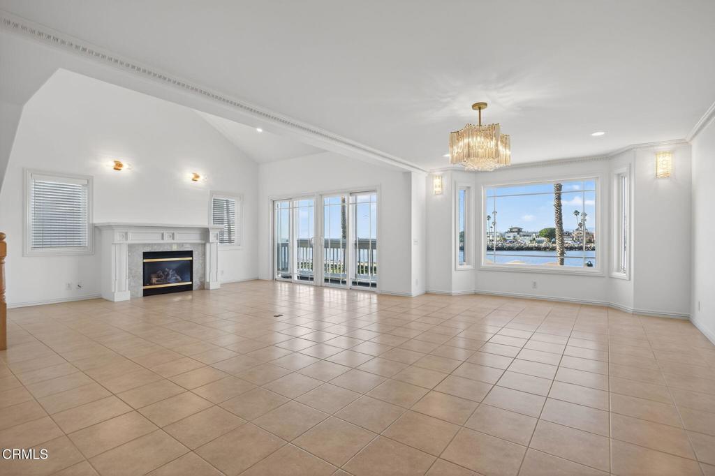 Oxnard, California, 93035, United States, 4 Bedrooms Bedrooms, ,4 BathroomsBathrooms,Residential,Active,1997596