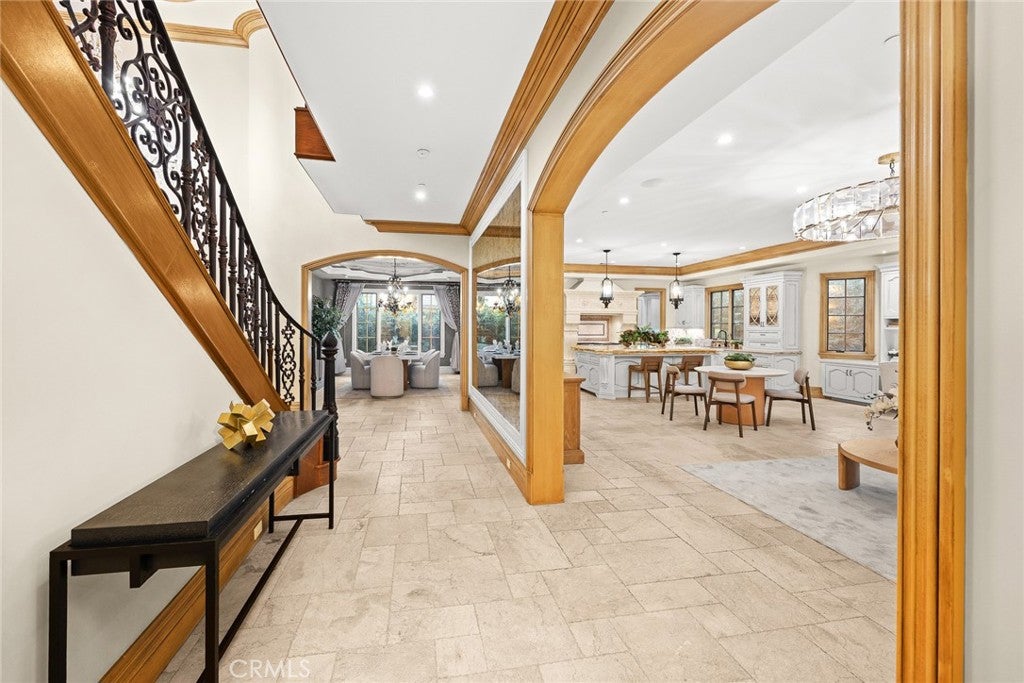 Arcadia, California, 91007, United States, 4 Bedrooms Bedrooms, ,5 BathroomsBathrooms,Residential,Active,1968391