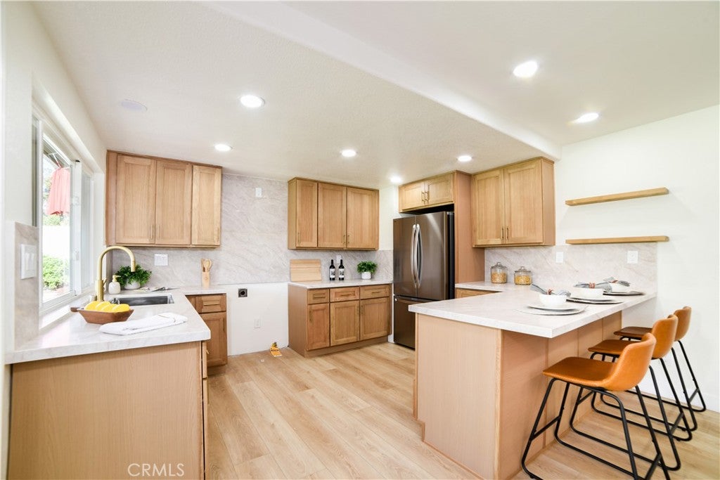 La Verne, California, 91750, United States, 3 Bedrooms Bedrooms, ,2 BathroomsBathrooms,Residential,Active,1998586