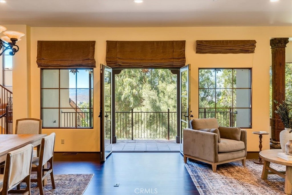 San Luis Obispo, California, 93401, United States, 5 Bedrooms Bedrooms, ,5 BathroomsBathrooms,Residential,Active,1943782