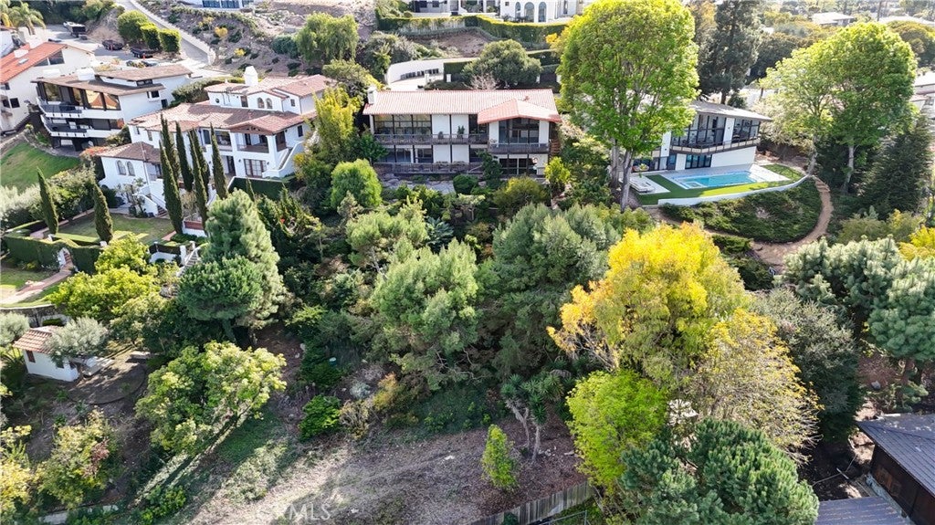 Palos Verdes Estates, California, 90274, United States, 3 Bedrooms Bedrooms, ,4 BathroomsBathrooms,Residential,Active,2016695