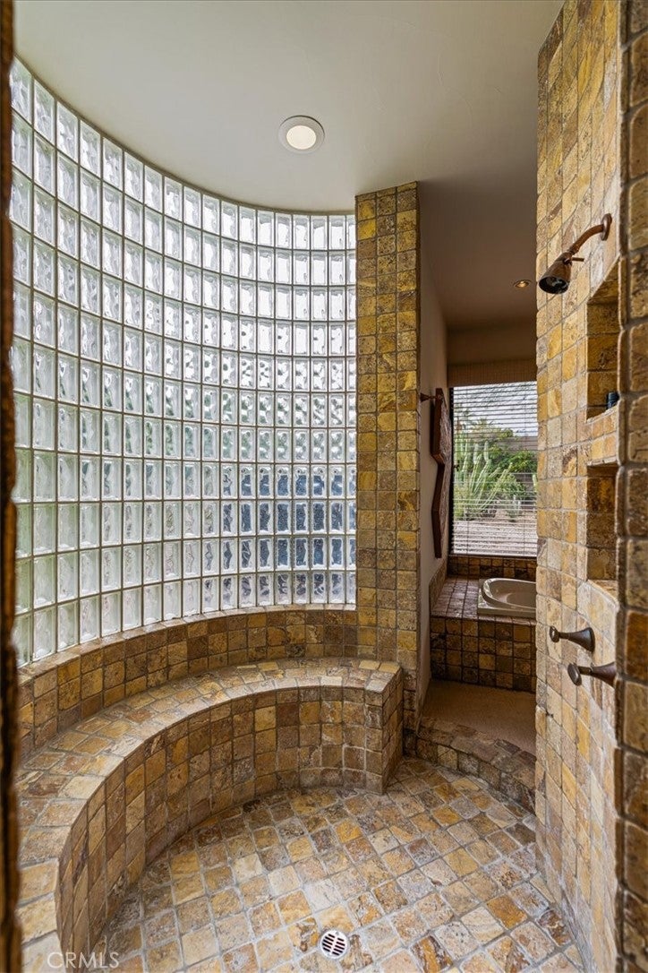 Palm Desert, California, 92260, United States, 3 Bedrooms Bedrooms, ,4 BathroomsBathrooms,Residential,Active,2008008