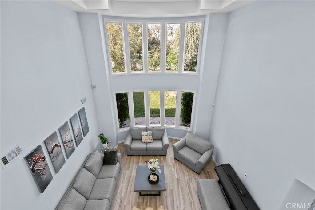 Chatsworth, California, 91311, United States, 5 Bedrooms Bedrooms, ,6 BathroomsBathrooms,Residential,Active,2015219