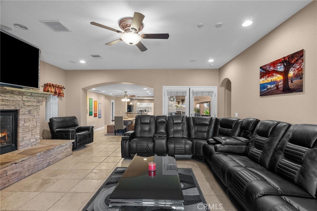 Palmdale, California, 93551, United States, ,4 BathroomsBathrooms,Residential,Active,1852745