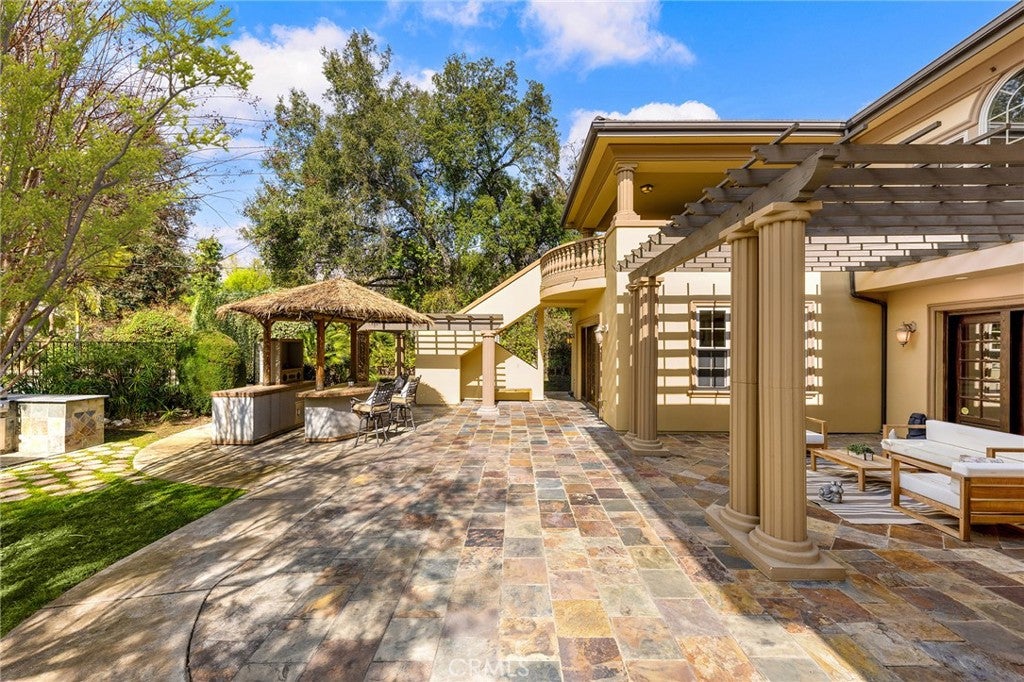Arcadia, California, 91006, United States, 7 Bedrooms Bedrooms, ,9 BathroomsBathrooms,Residential,Active,1919404