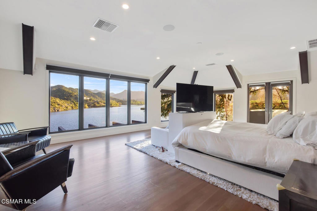 Lake Sherwood, California, 91361, United States, ,4 BathroomsBathrooms,Residential,Active,1820410