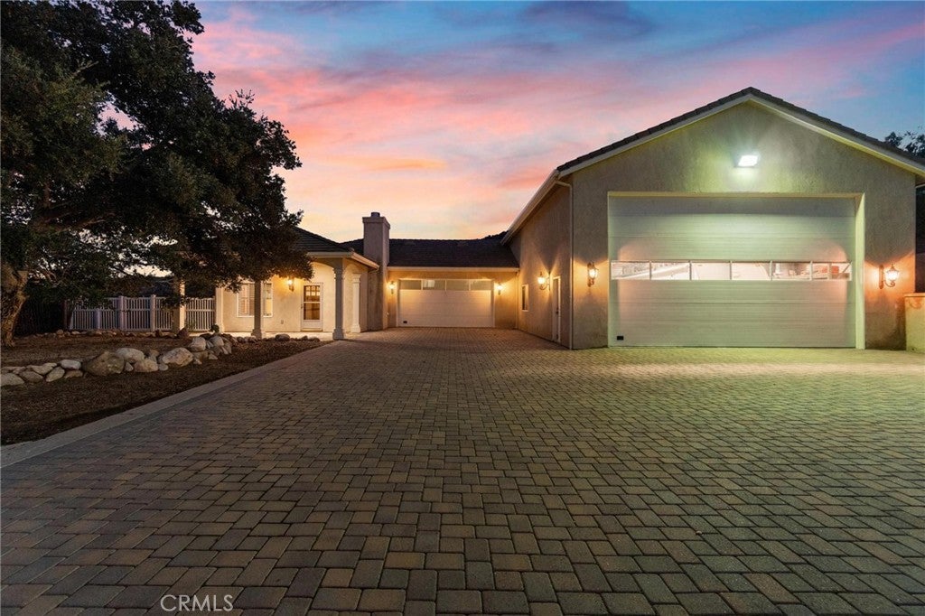 Castaic, California, 91384, United States, 6 Bedrooms Bedrooms, ,6 BathroomsBathrooms,Residential,Active,2009152