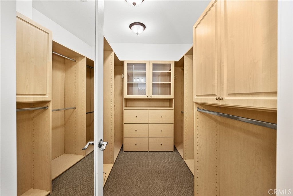 Monterey Park, California, 91754, United States, 5 Bedrooms Bedrooms, ,5 BathroomsBathrooms,Residential,Active,1988440