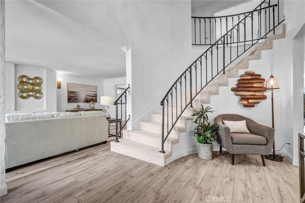 Mission Viejo, California, 92691, United States, 5 Bedrooms Bedrooms, ,3 BathroomsBathrooms,Residential,Active,1986876