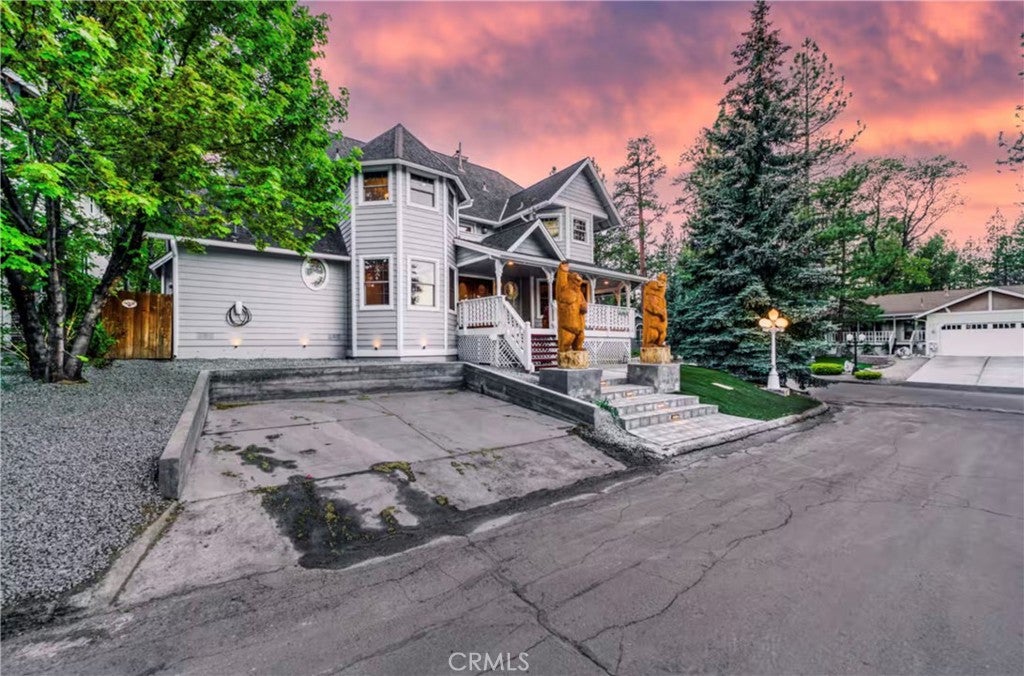 Big Bear Lake, California, 92315, United States, 4 Bedrooms Bedrooms, ,4 BathroomsBathrooms,Residential,Active,1999274