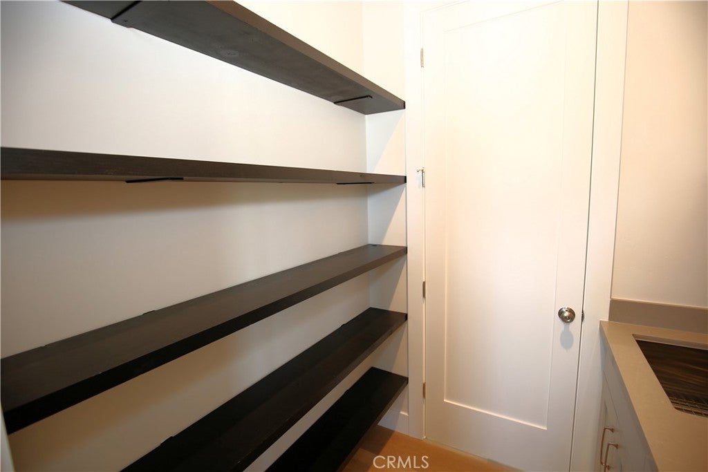 Paso Robles, California, 93446, United States, 4 Bedrooms Bedrooms, ,4 BathroomsBathrooms,Residential,Active,1808249