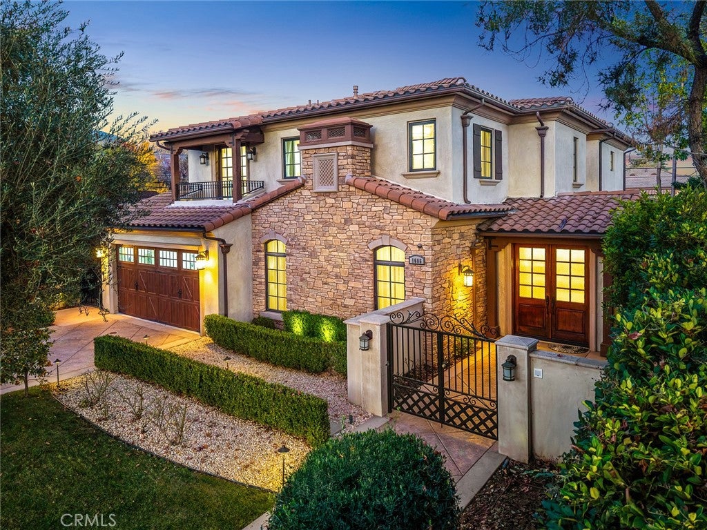 Arcadia, California, 91006, United States, 4 Bedrooms Bedrooms, ,5 BathroomsBathrooms,Residential,Contingent,2014572