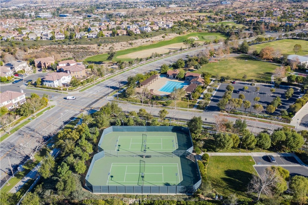 Valencia, California, 91381, United States, 5 Bedrooms Bedrooms, ,4 BathroomsBathrooms,Residential,Active,2007929