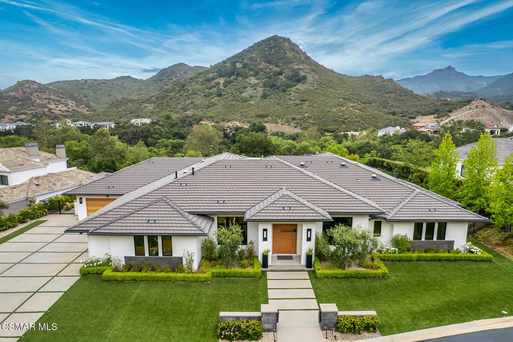 Westlake Village, California, 91361, United States, 4 Bedrooms Bedrooms, ,6 BathroomsBathrooms,Residential,Active,1989774