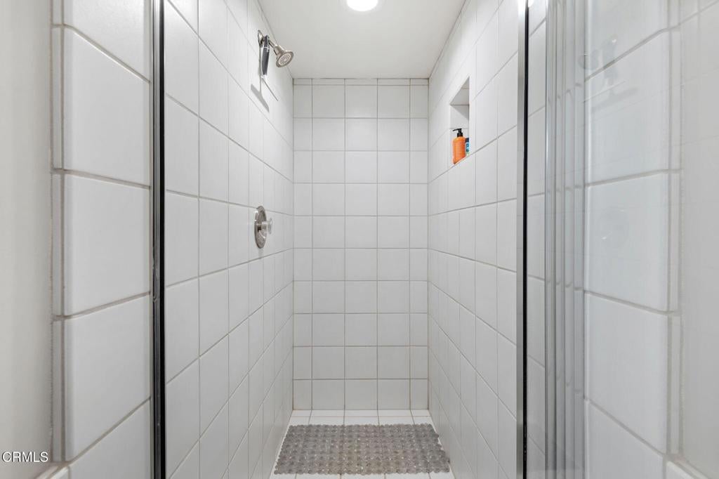 Ventura, California, 93001, United States, ,4 BathroomsBathrooms,Residential,Active,1853317