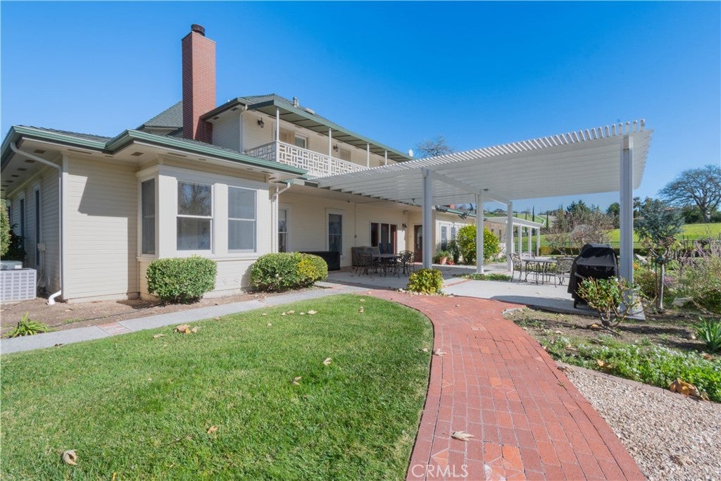 Paso Robles, California, 93446, United States, 4 Bedrooms Bedrooms, ,5 BathroomsBathrooms,Residential,Active,2016421